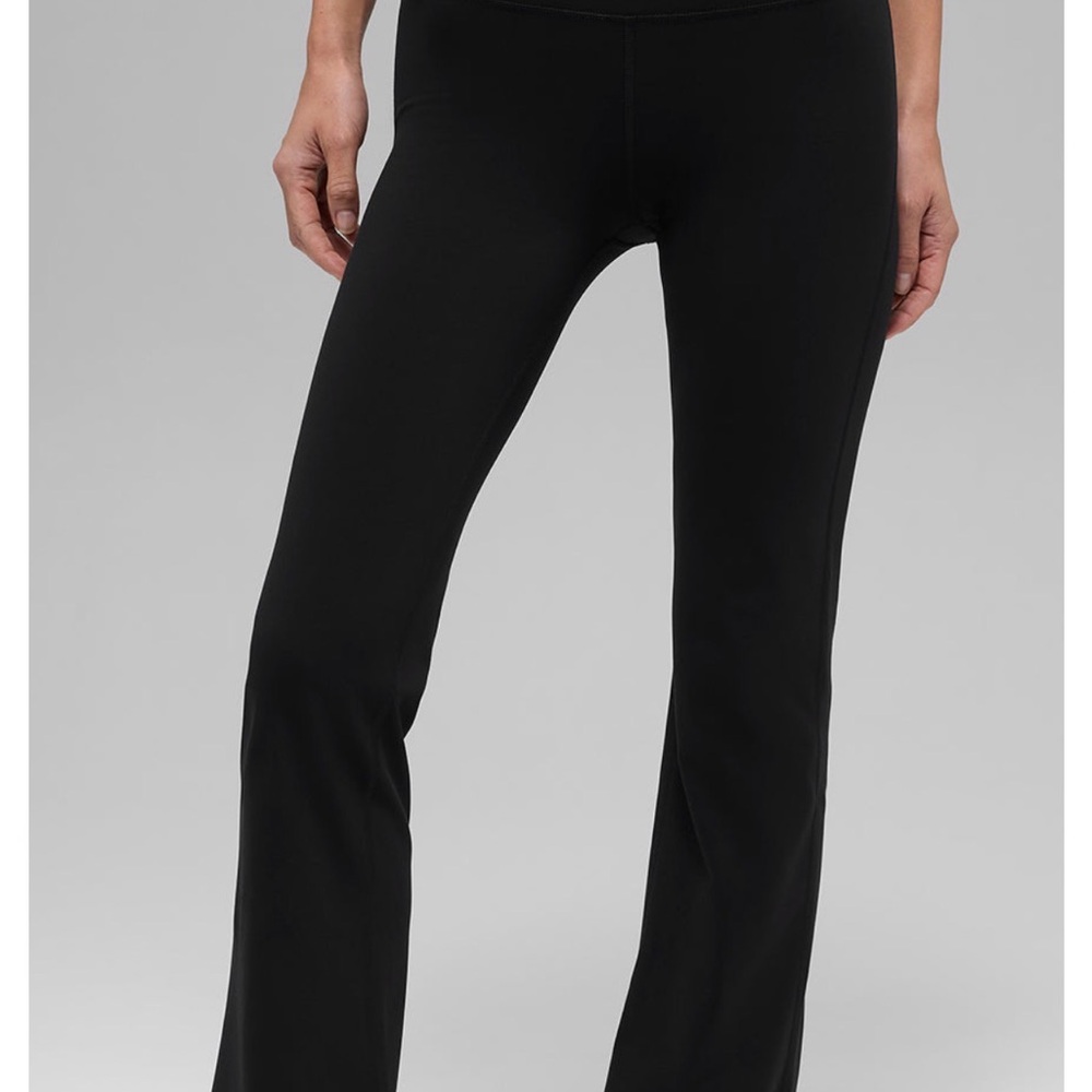 ALO black Soft Sculpt high waist 7/8 bootcut legging size small 30” inseam
